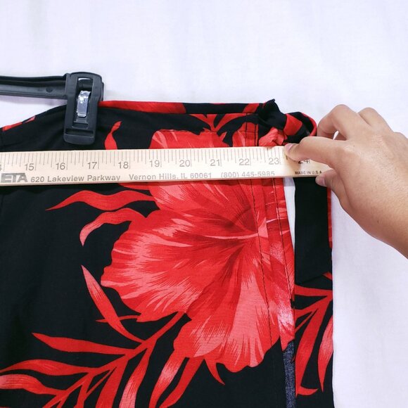 Hibiscus Collection Hawaii Red n Black Split Leg Open Sides Wrap Relaxed Floral - Picture 2 of 16
